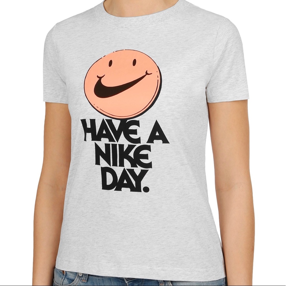 Women’s ‘Have A Nike Day’ Nike Shirt